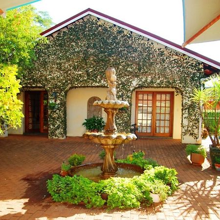 Bezuidenhout Guest House Malalane Esterno foto